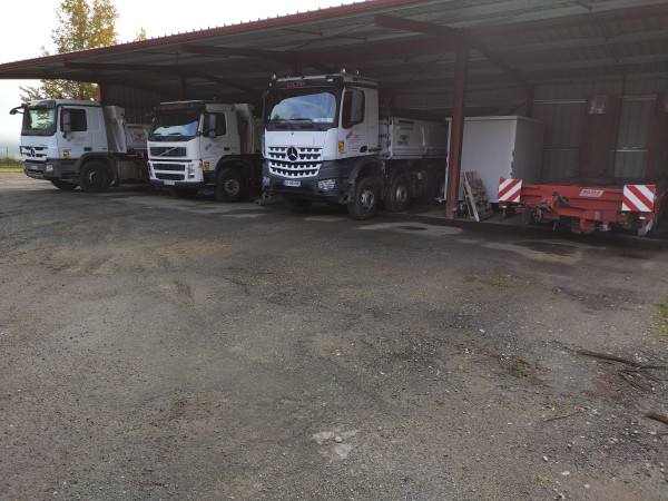 Location camion benne à Saint-Martin-le-Vieux